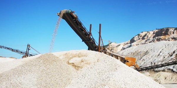 Sand and aggregate production line equipment layout